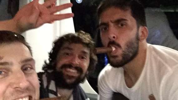 Nocioni, Llull y Campazzo, celebran el título liguero