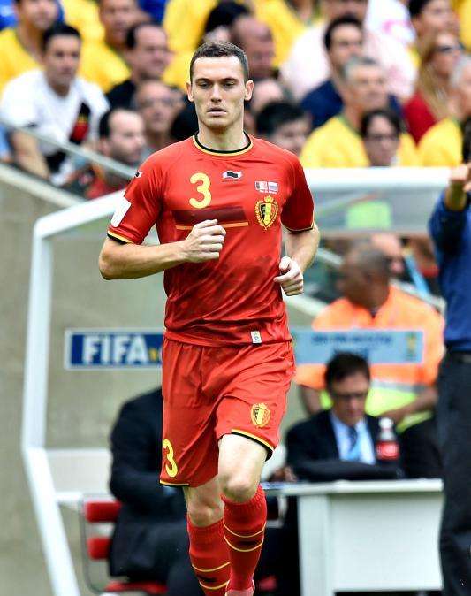 Vermaelen: "Mis compañeros no me explican cómo fue Mourinho en el Madrid, puedo imaginármelo"