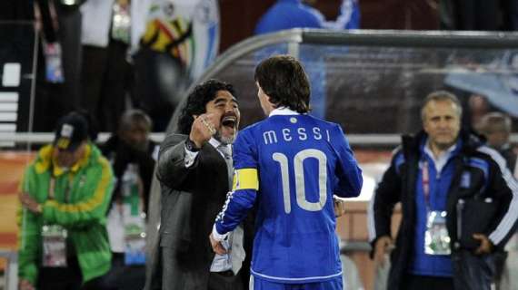 Maradona: "No tolero que critiquen a Messi por no ganar un Mundial. A mis 56 años no vi nada igual"