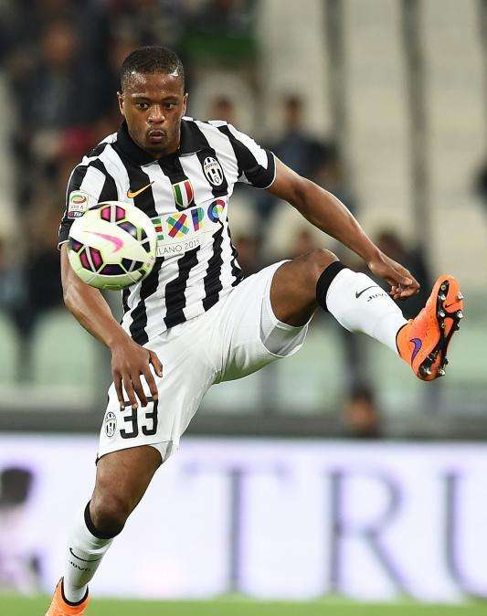 Evra: "Hemos demostrado el respeto a la camiseta de la Juventus ante un gran equipo"