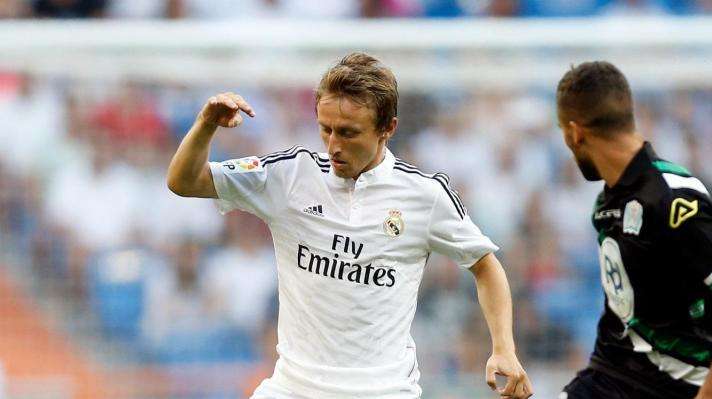 Manolo Oliveros, en COPE: "La lesión de Modric acerca la Liga al Barcelona"