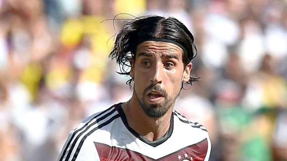 Reunión Fiorentina-Real Madrid por Khedira