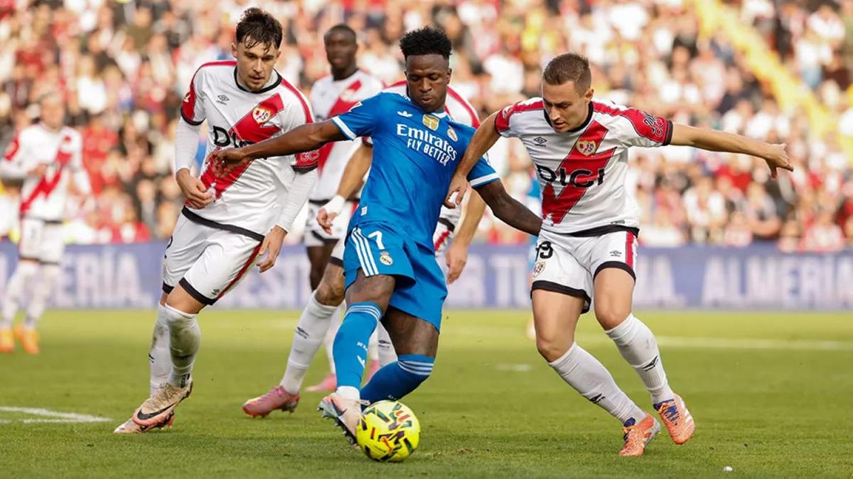 El Real Madrid no levanta cabeza y se marcha al parón lleno de dudas