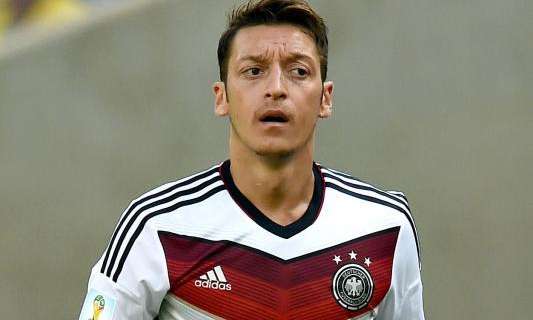 Daily Mail: El Bayern vuelve a la carga por Özil