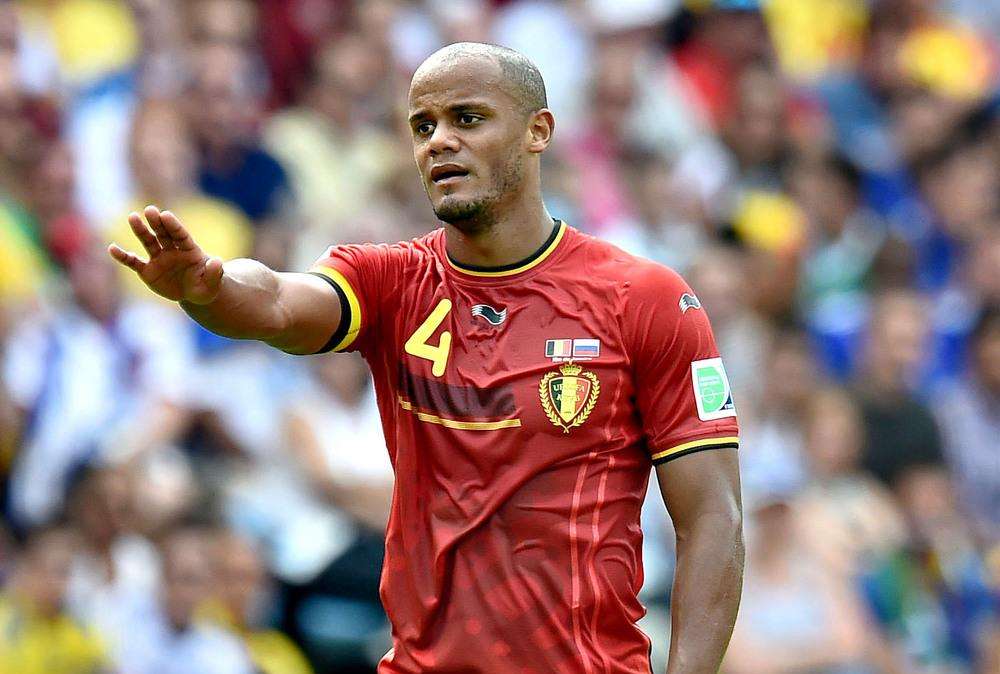 OFICIAL: Kompany renueva con el Manchester City