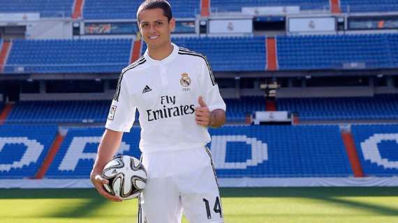 Daily Star: El United quiere utilizar a 'Chicharito' como moneda de cambio por Rami