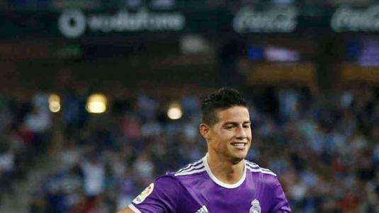 Juan Camilo Hernández: "Lo mejor para James es irse a un equipo en el que pueda tener minutos"