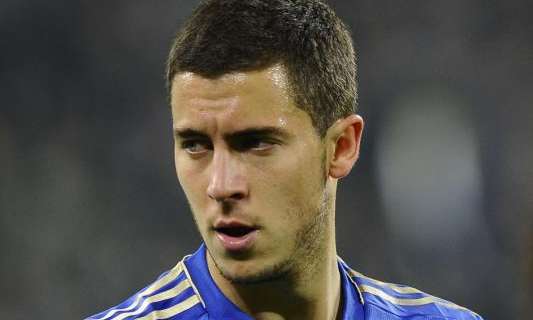 Hazard: "Si Benteke firma por el Chelsea, sería el hombre más feliz del mundo"