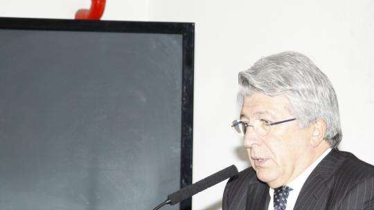 Cerezo: "¿Llorar el Madrid? Los ricos no lloran"