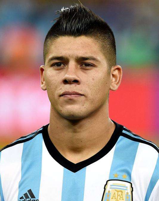 Marcos Rojo: "Van Gaal tiene cara de perro pero es buena persona"