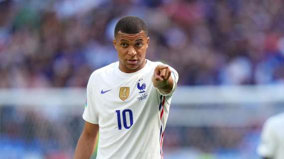 Kylian Mbapp&eacute; con Francia