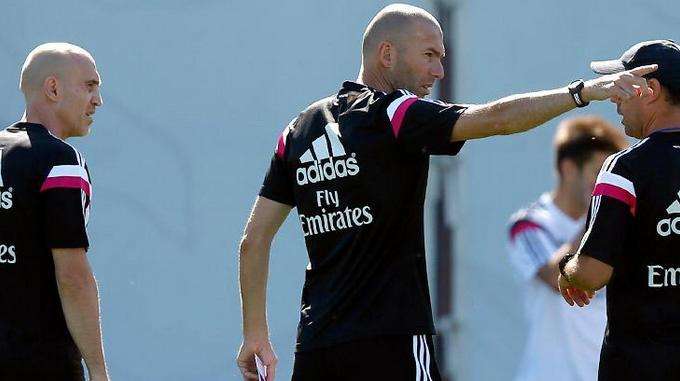 Berizzo: "Zidane debería cumplir las normas, como todos"