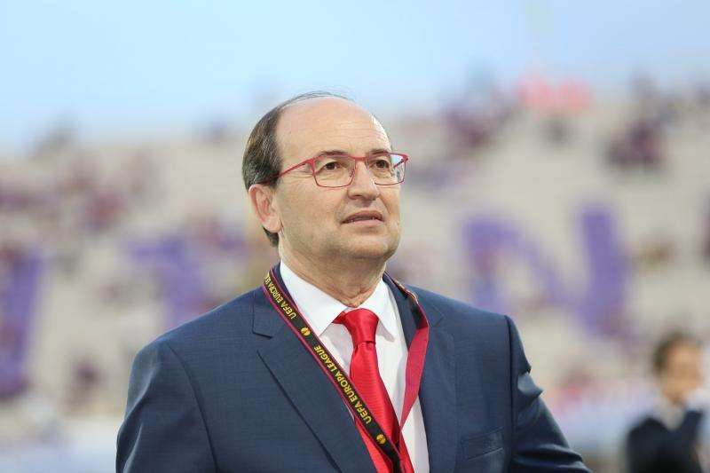 Castro: "Queremos que Monchi se quede"