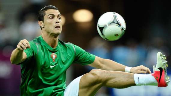 Locura con Portugal y Cristiano en su primer entrenamiento