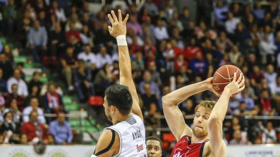 CRÓNICA: Ayón conquista Zaragoza