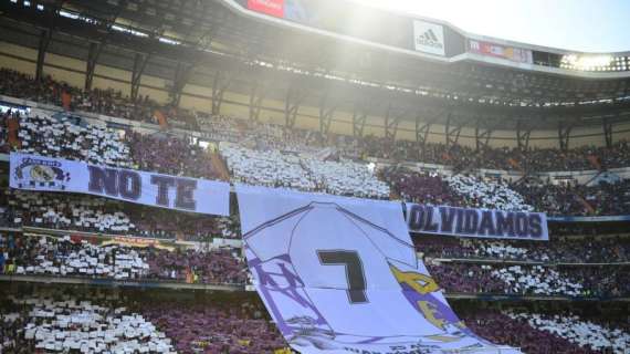 FOTO - Un extraordinario mosaico recibirá a los jugadores antes del derbi