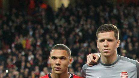 Mertesacker: "He hablado con Khedira para que venga al Arsenal"