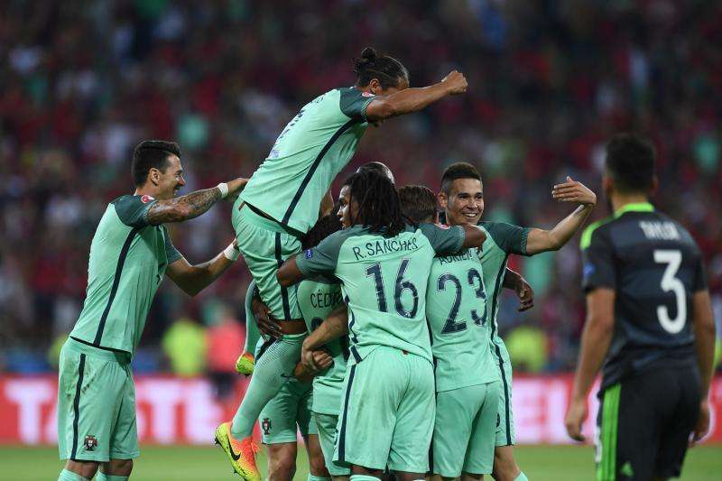 La Portugal de Cristiano gana a Hungría pero Suiza no afloja: André Silva guía a los ibéricos a la victoria