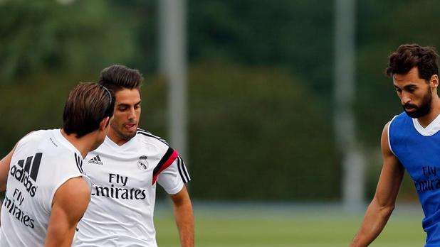 Arbeloa, Khedira y 'Chicharito' trabajan en el día libre