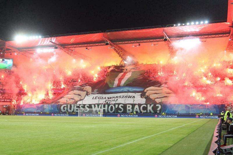 OFICIAL: La UEFA sanciona al Legia por los incidentes en Madrid