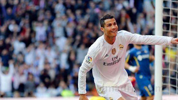 Cristiano y Messi suman 999 goles en 1.384 partidos