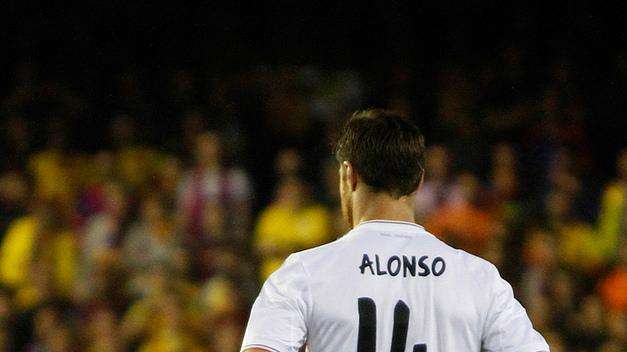 Roberto Morales, en COPE: "Alonso se cobra una cuenta con Casillas"