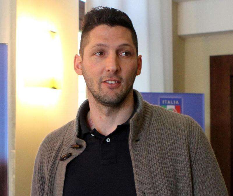 Materazzi: "No puedo brindar por el despido de Benítez"