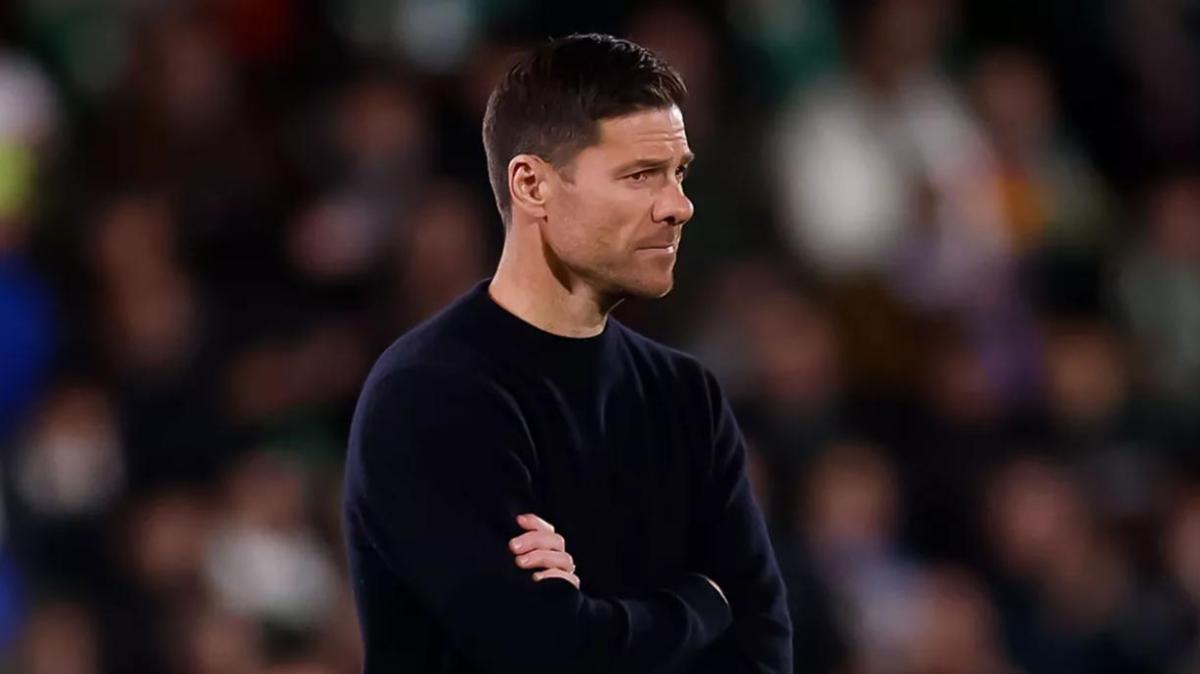 Analizan al Real Madrid: "Xabi no confía en ningún mediocentro que..."