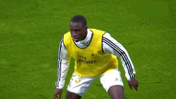 Mendy, el mejor fichaje de la temporada por delante de Hazard