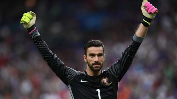 A Bola: Rui Patricio no se moverá del Sporting de Portugal