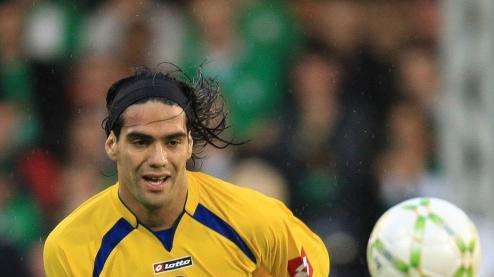 Le10Sport: Falcao no seguirá en el Manchester United