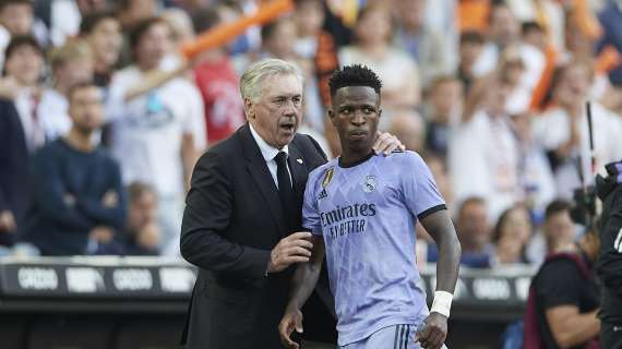 Carlo Ancelotti y Vinicius