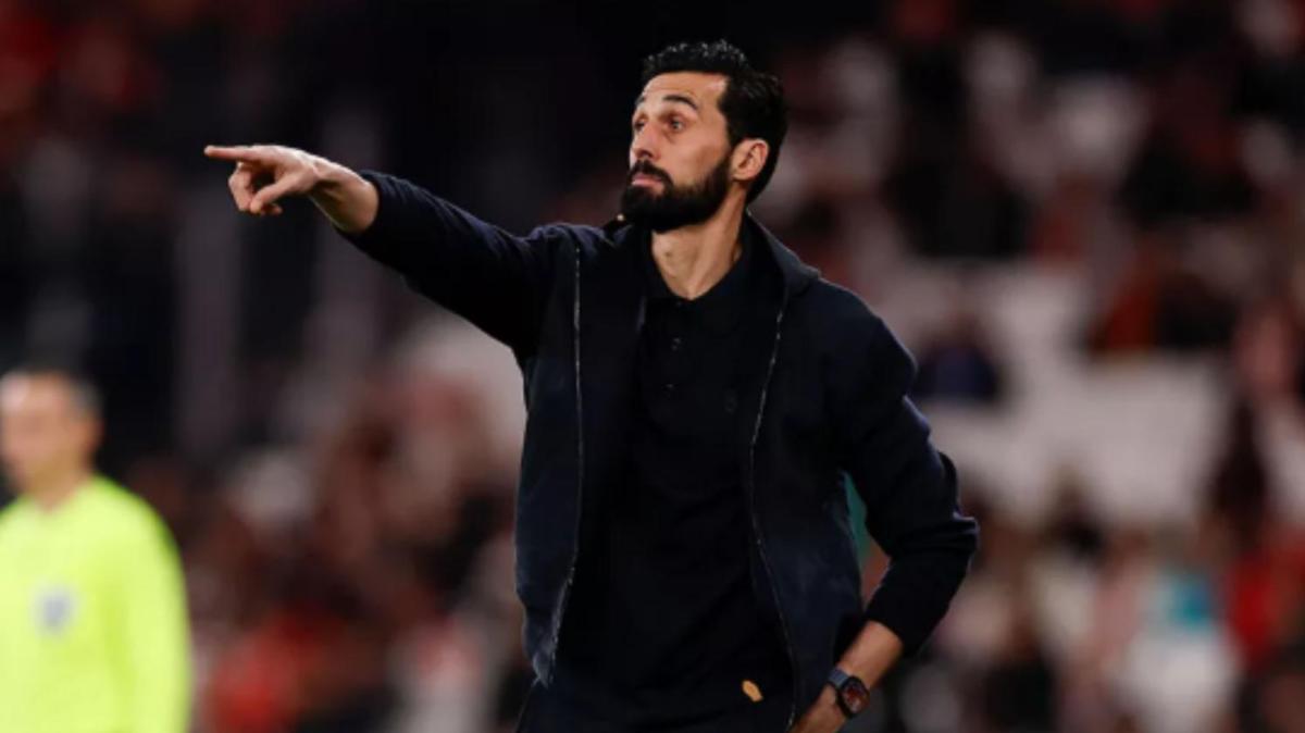 El nuevo papelón que pone en duda la continuidad de Álvaro Arbeloa