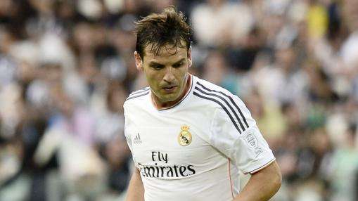 Morientes: "No ha habido llamadas con Benítez, son solo rumores"