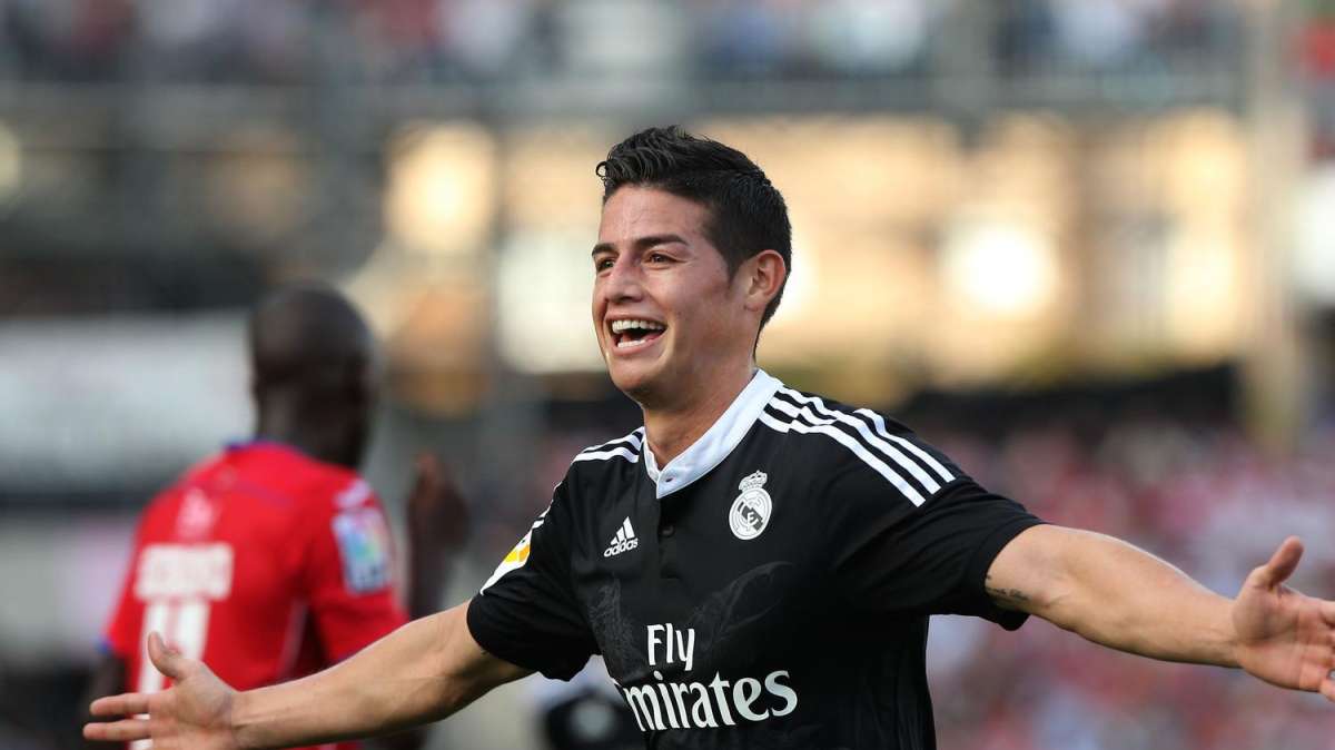 James sufre una lesión muscular en el gemelo