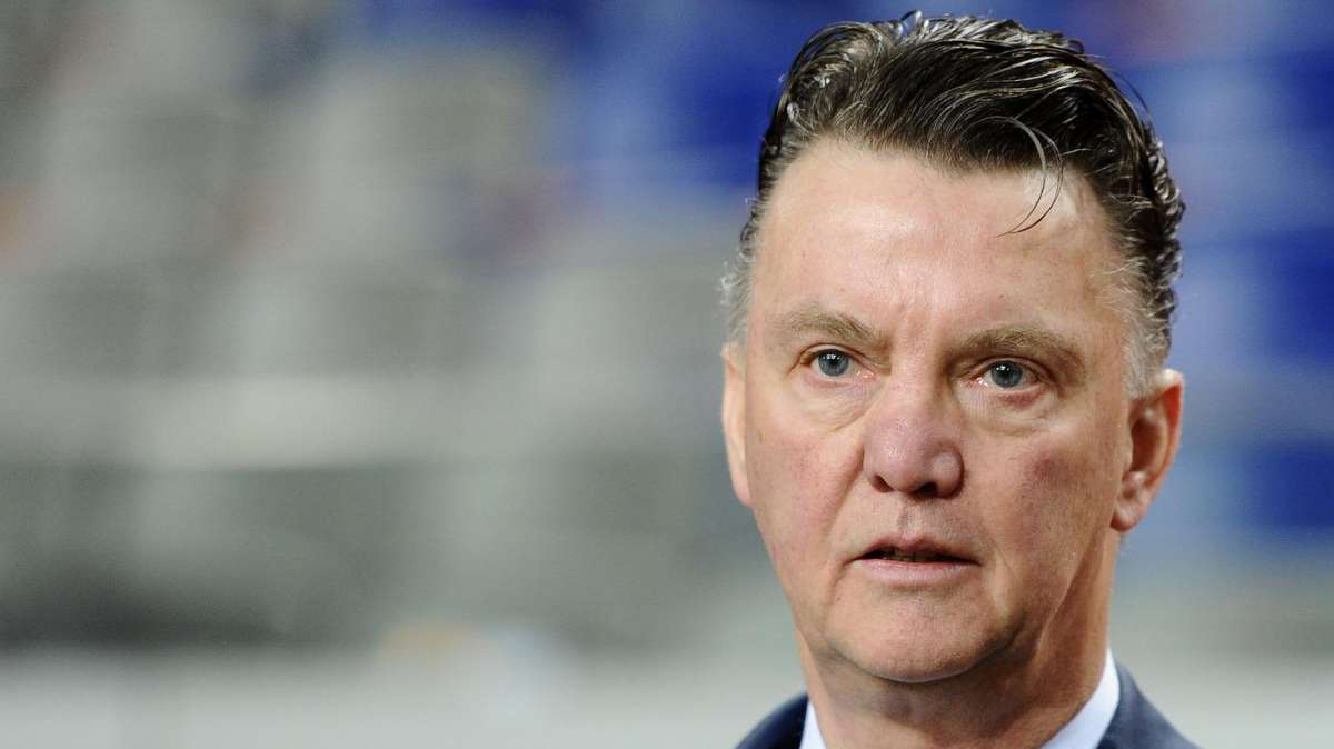 Van Gaal: "No contamos con hombres del físico de Cristiano o Di María"