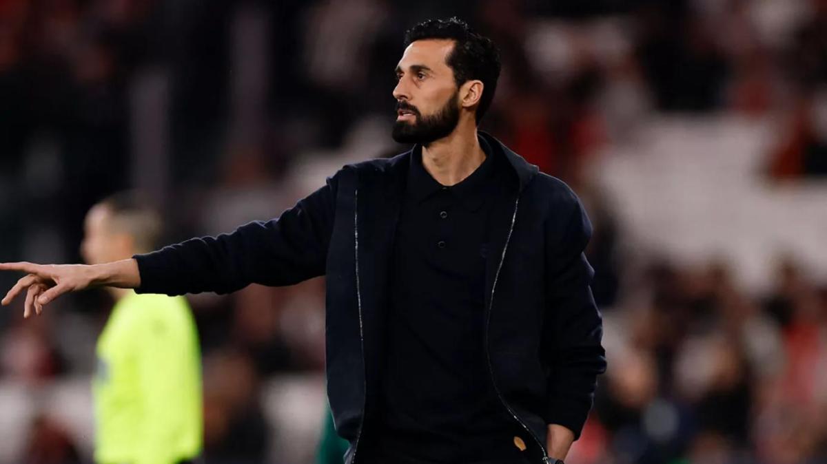 Filtran el mensaje de Florentino a Arbeloa: "No inventes..."