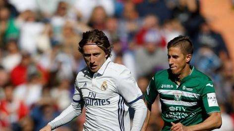 Okdiario: La única expulsión de Modric, obra de Borbalán