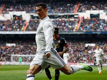 FOTO - Cristiano Ronaldo, orgulloso de su partido ante el Espanyol