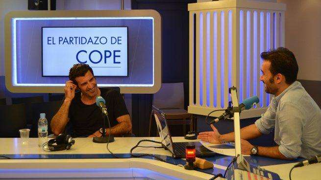 Entrevista a Figo en COPE - 1ª Parte: "Zidane está tranquilo y será fiel a sus ideas"