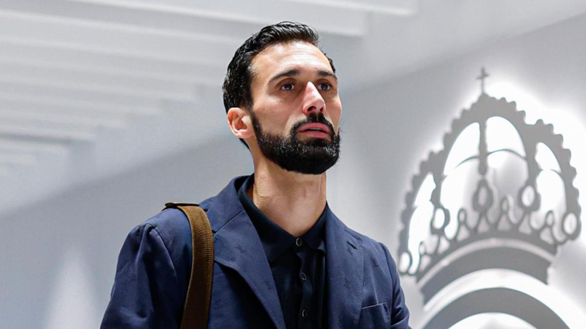 El defensa del Real Madrid que gana protagonismo de la mano de Arbeloa