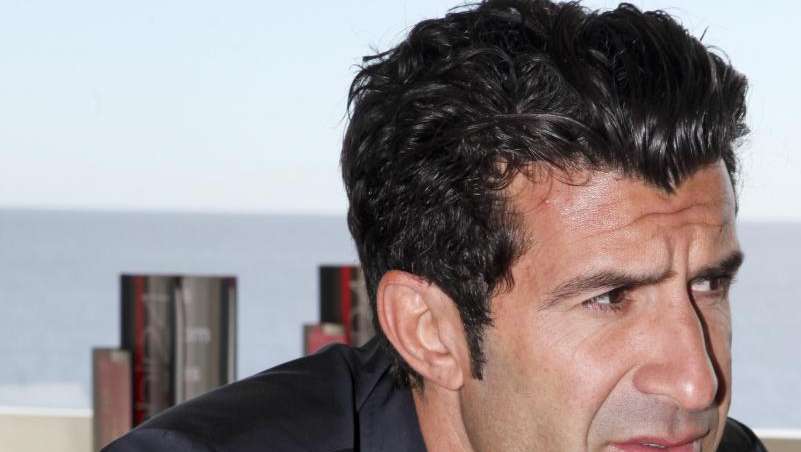 Figo promocionará su candidatura a la FIFA en China