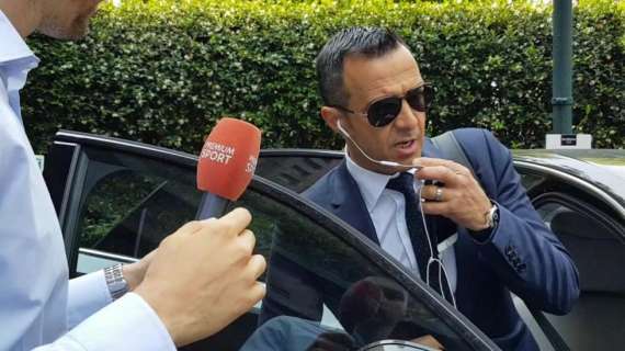 ¡OJO! Jorge Mendes quiere colocar de nuevo a un jugador en el Valencia