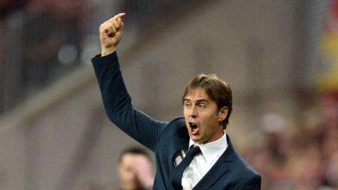Lopetegui: "Asensio es un jugador que nos ilusiona, tiene futuro pero tambien mucho presente"