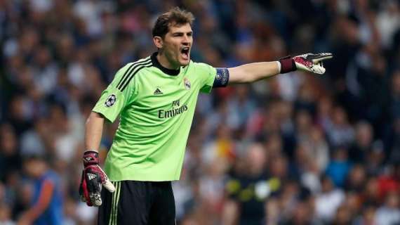 Casillas felicita al equipo de baloncesto por el título europeo