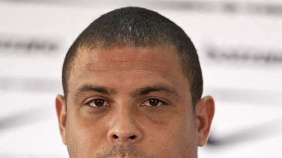 Ronaldo Nazario: “Tengo que hablar con Piqué de negocios”