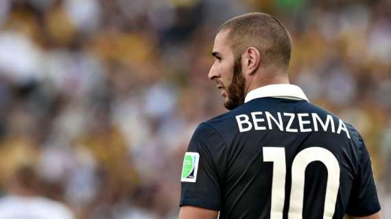 Benzema apoya a la selección francesa