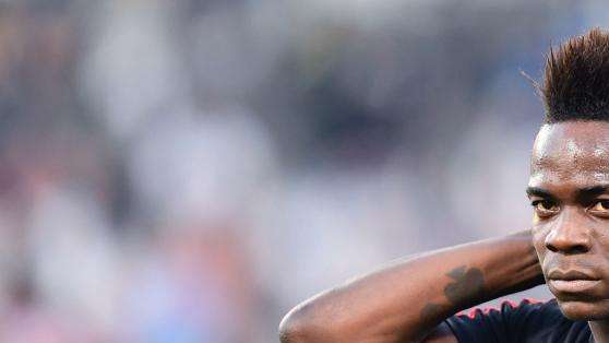 Balotelli: "Regresar a Italia no está en mis planes"