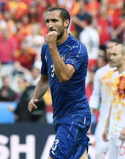 CRÓNICA: Italia se toma la vendetta