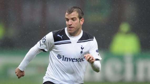 Daily Mail: El Madrid perdonó cuatro millones de euros al Tottenham por Van der Vaart